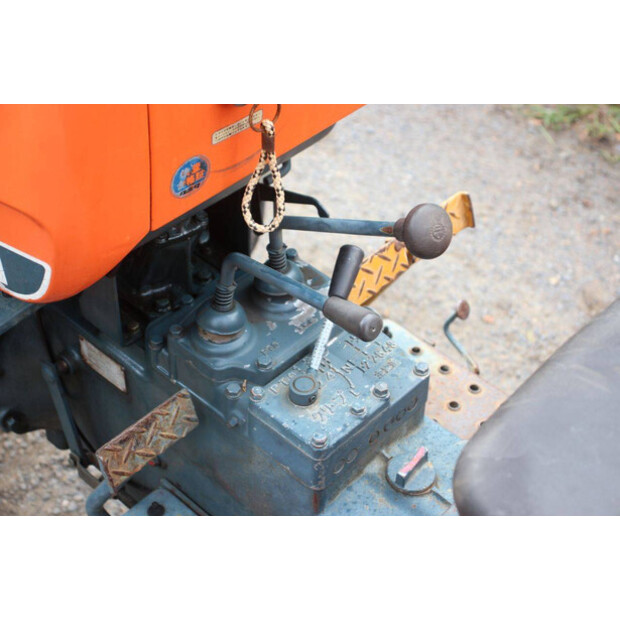 KUBOTA L2601-49306342
