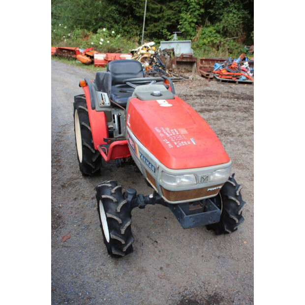YANMAR F-180-49306553