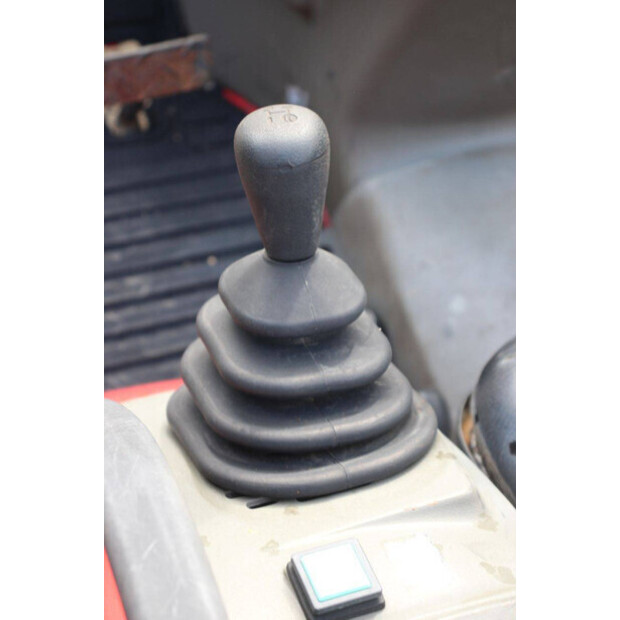 YANMAR F-180-49306571
