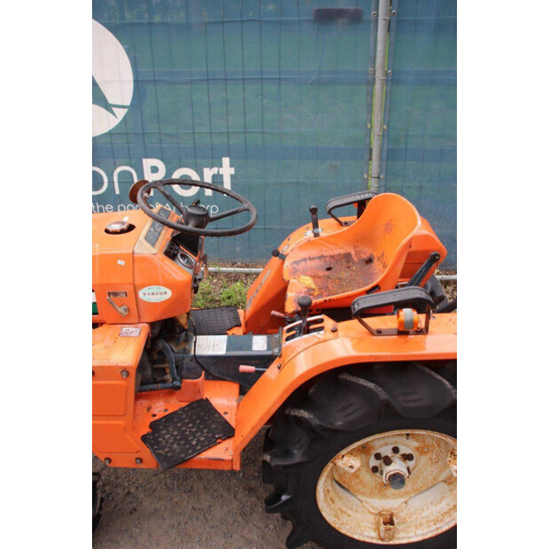 KUBOTA B1502DT-49306774