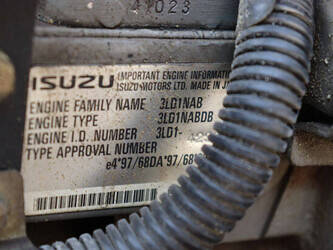 isuzu-nul090-2-1493622-49308274