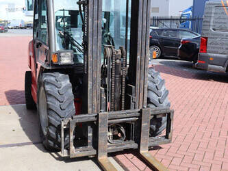 2005-manitou-mh25-4t-1493632-49308563