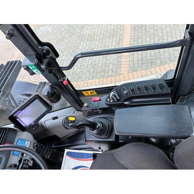 2022 كوماتسو 8-49309956
