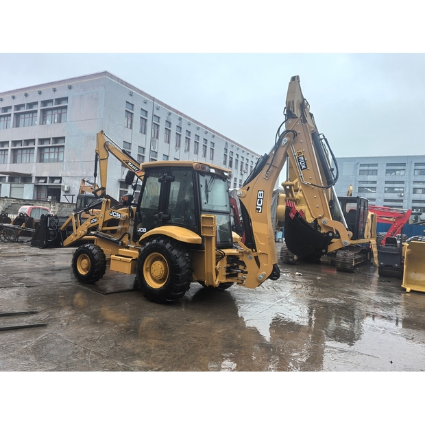 2024 JCB 3CX-49312124