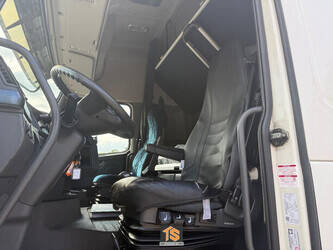 2011-volvo-fh-460-1493750-49312153