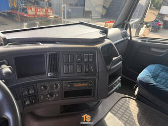 2011-volvo-fh-460-1493750-49312157