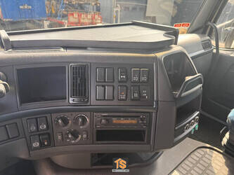 2011-volvo-fh-460-1493750-49312159