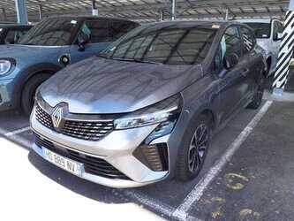 صورة ل مركبات رينو Clio
