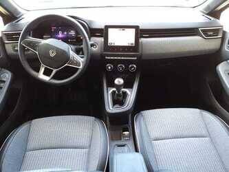 renault-clio-1493774-49314828