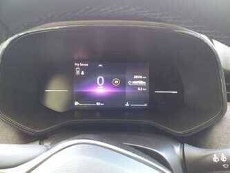 renault-clio-1493774-49314829