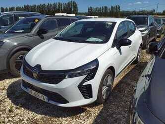 صورة ل مركبات رينو Clio