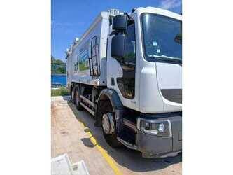 2011-renault-premium-1473380-49315666