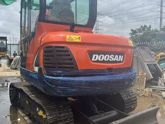 2025-doosan-dx60-9c-1493857-49317153