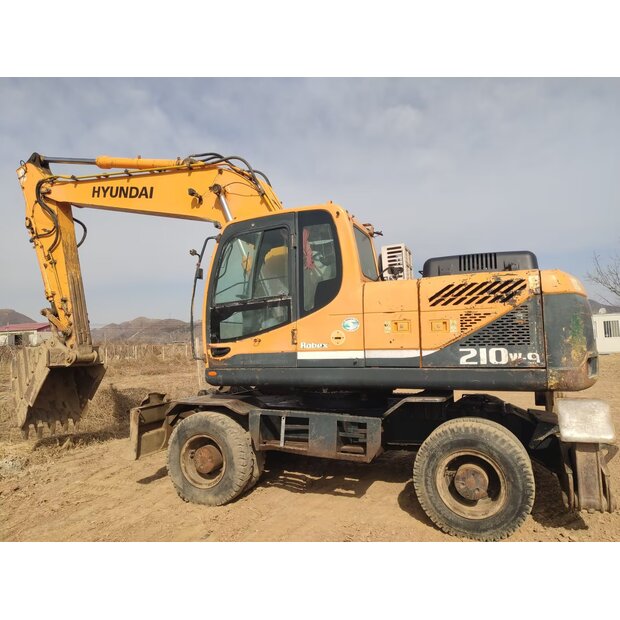 2022 هيونداي R210W-9-49317468