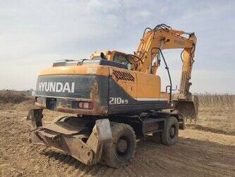 2022-hyundai-r210w-9-1493869-49317470
