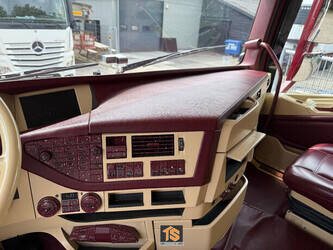 2014-volvo-fh-460-1493895-49321090
