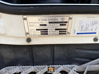 2014-scania-r490-1493899-49321196