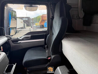 2014-man-tgx-1493900-49321227