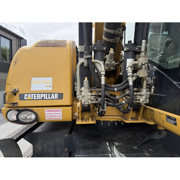 2010 Caterpillar M313D-49321914