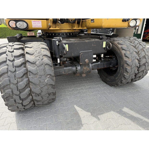 2010 Caterpillar M313D-49321923