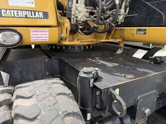 2010-caterpillar-m313d-1493342-49321924