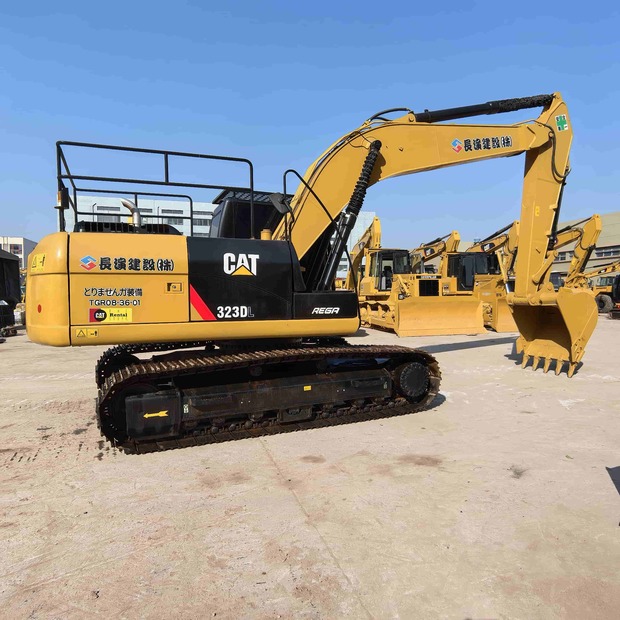 2024 Caterpillar 323DL-49322729