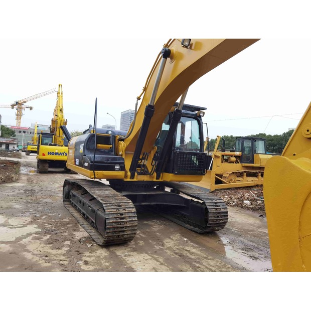 2024 Caterpillar 325DL-49323021