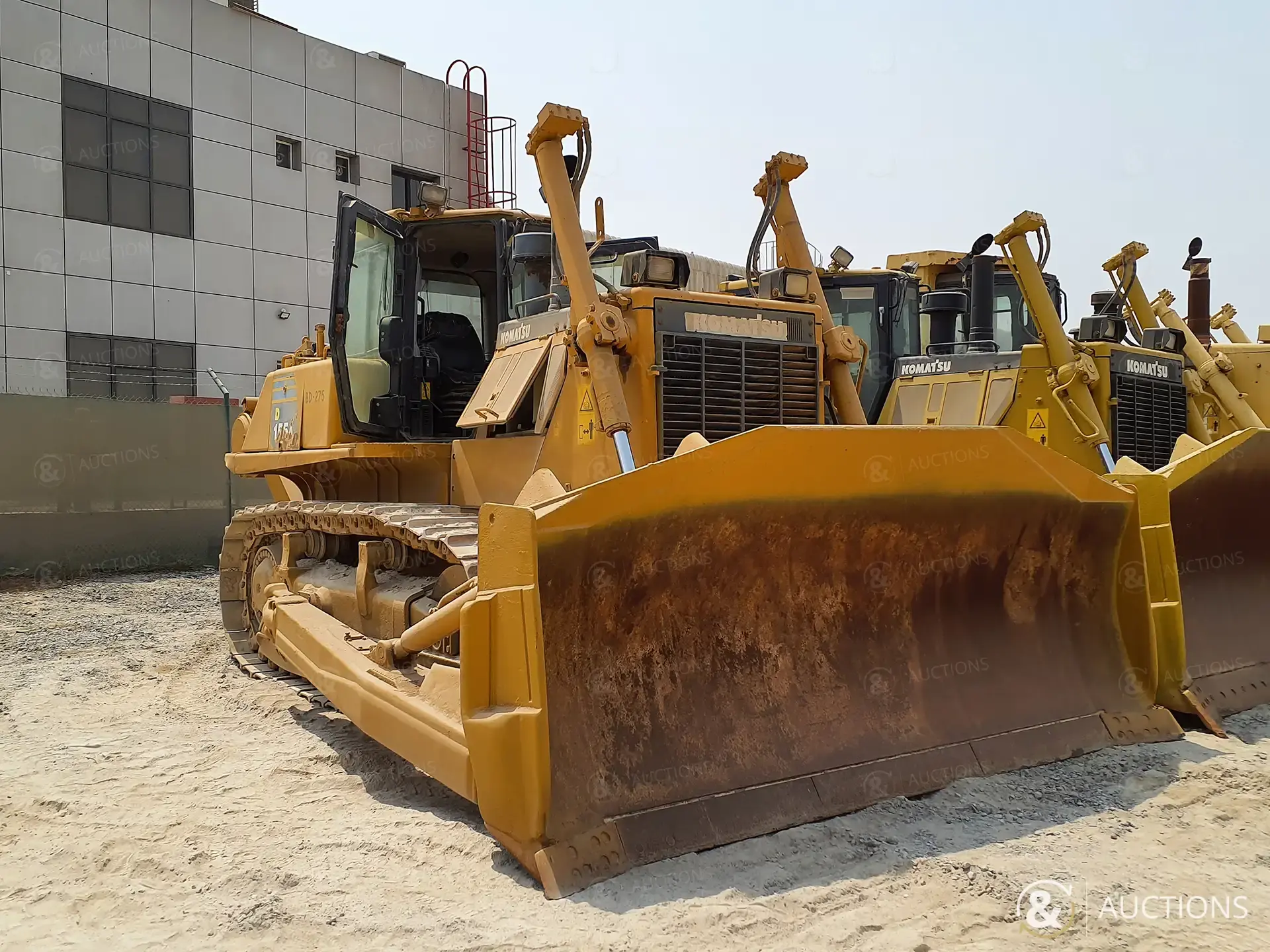 صورة ل 2014 كوماتسو D155A-6 للبيع في رومانيا