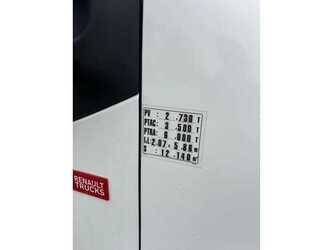 renault-master-1493974-49326484