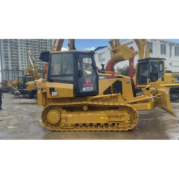 2011 Caterpillar D5K-49326636