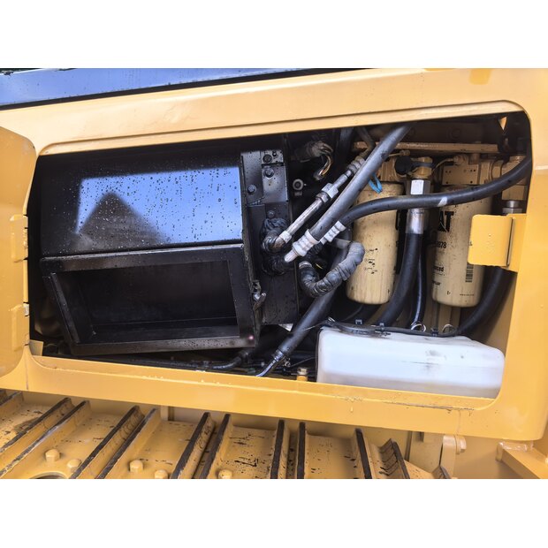 2011 Caterpillar D5K-49326637