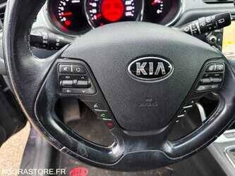 2013-kia-cee-d-1493979-49326665