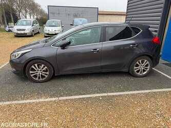 2013-kia-cee-d-1493979-49326675