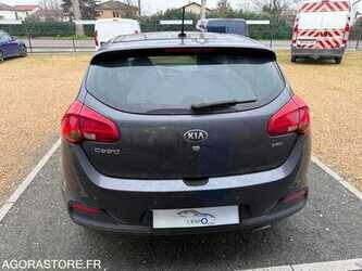 2013-kia-cee-d-1493979-49326677