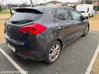 2013-kia-cee-d-1493979-49326678
