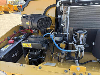 2018-caterpillar-cw34-49328524