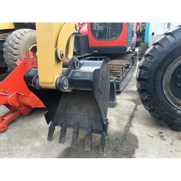 2023 Caterpillar 305.5E2-49332076