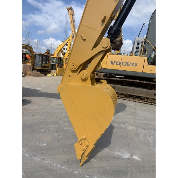 2024 Caterpillar 315D2-49332112