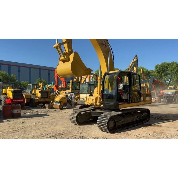 2022 Caterpillar 320C-49332147