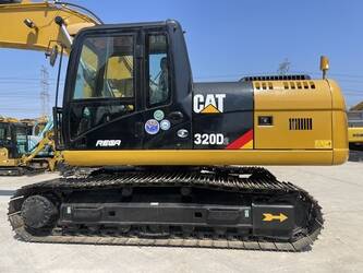 2024-caterpillar-320d2-1494070-49332180