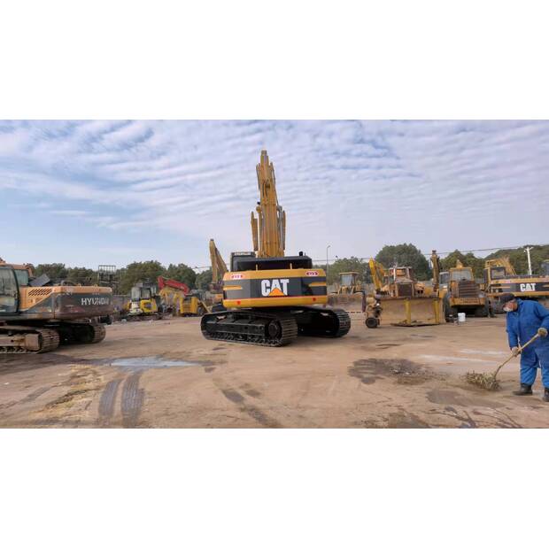 2005 Caterpillar 330BL-49333220