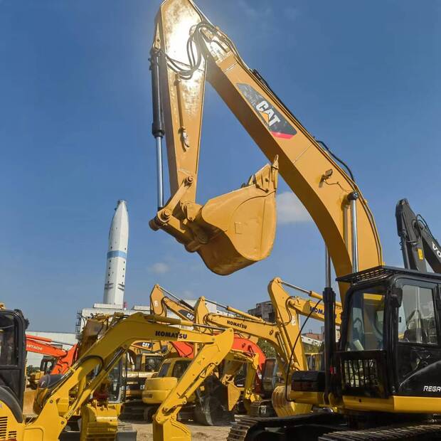 2023 كاتربيلر 330D-49334465