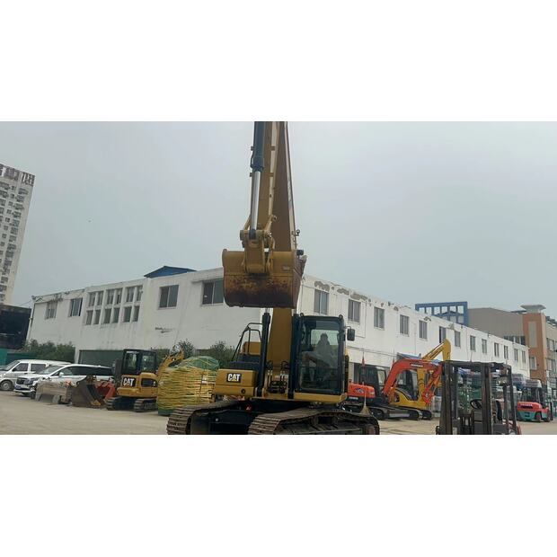 2022 كاتربيلر 330GC-49334943