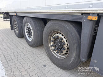 2017-schmitz-cargobull-others-1494108-49335955