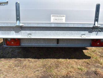 bw-trailer-2700kg-1494145-49340088