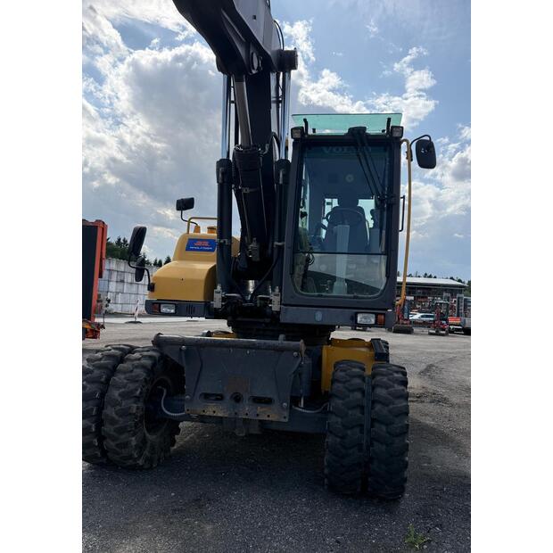 2013 فولفو EW180D-49342145