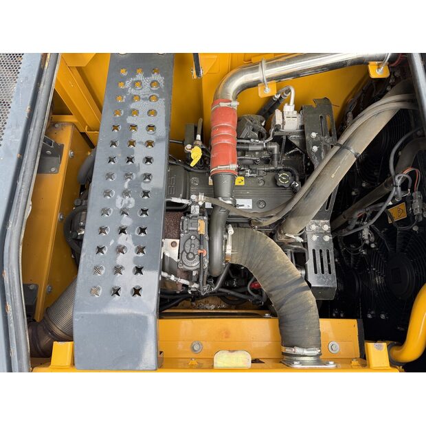 2022 ليوكونج 928F-49342186