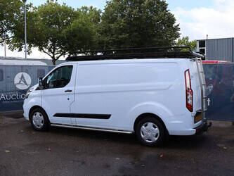 2018-ford-transit-custom-1494343-49344196