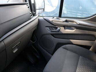 2018-ford-transit-custom-1494343-49344225