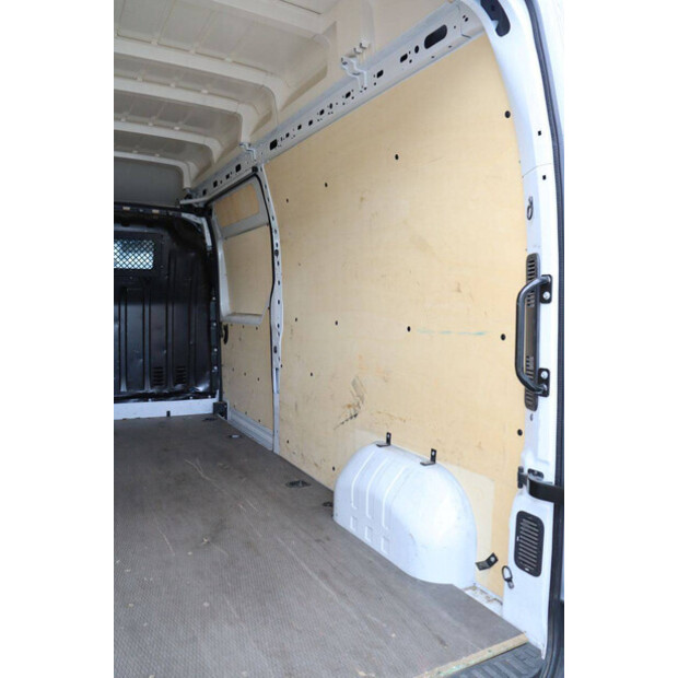 2022 Renault Master-49344271